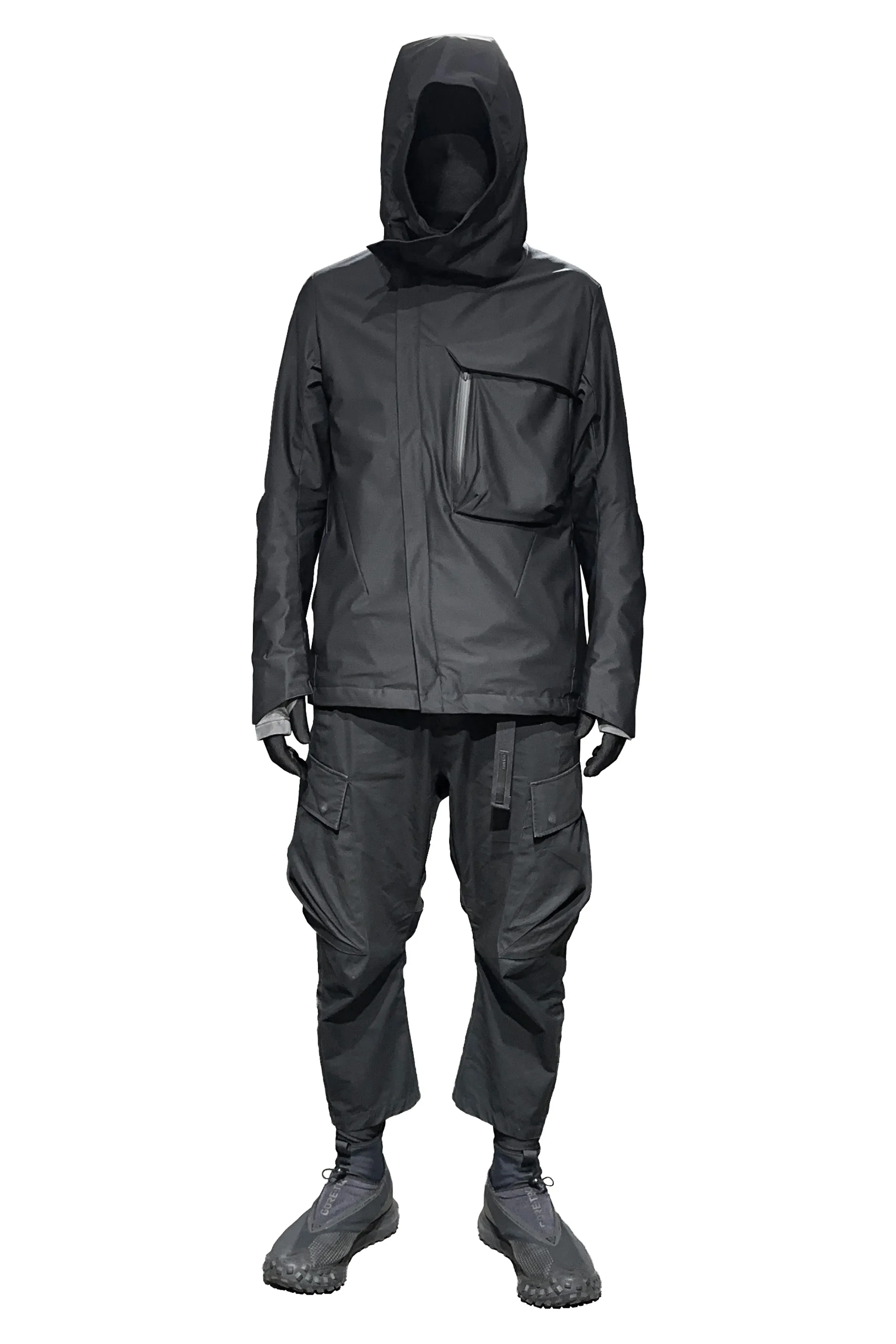 ARTICULATED URBANE MOUNTAIN JACKET