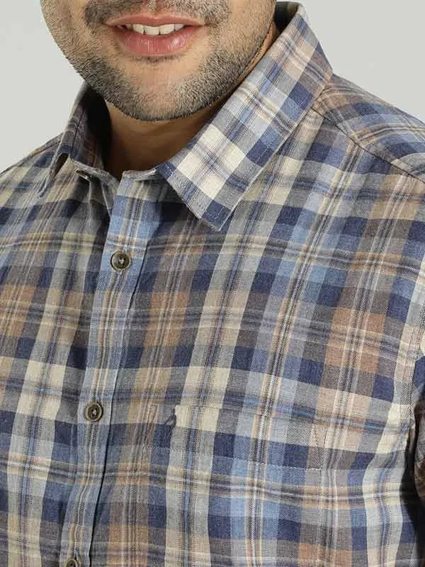 Men Checked Half Sleeve Cotton Shirt