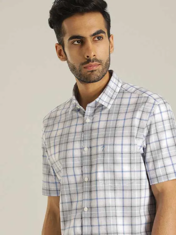 Men Checked Half Sleeve Cotton Shirt