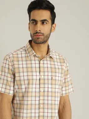 Men Checked Half Sleeve Cotton Shirt