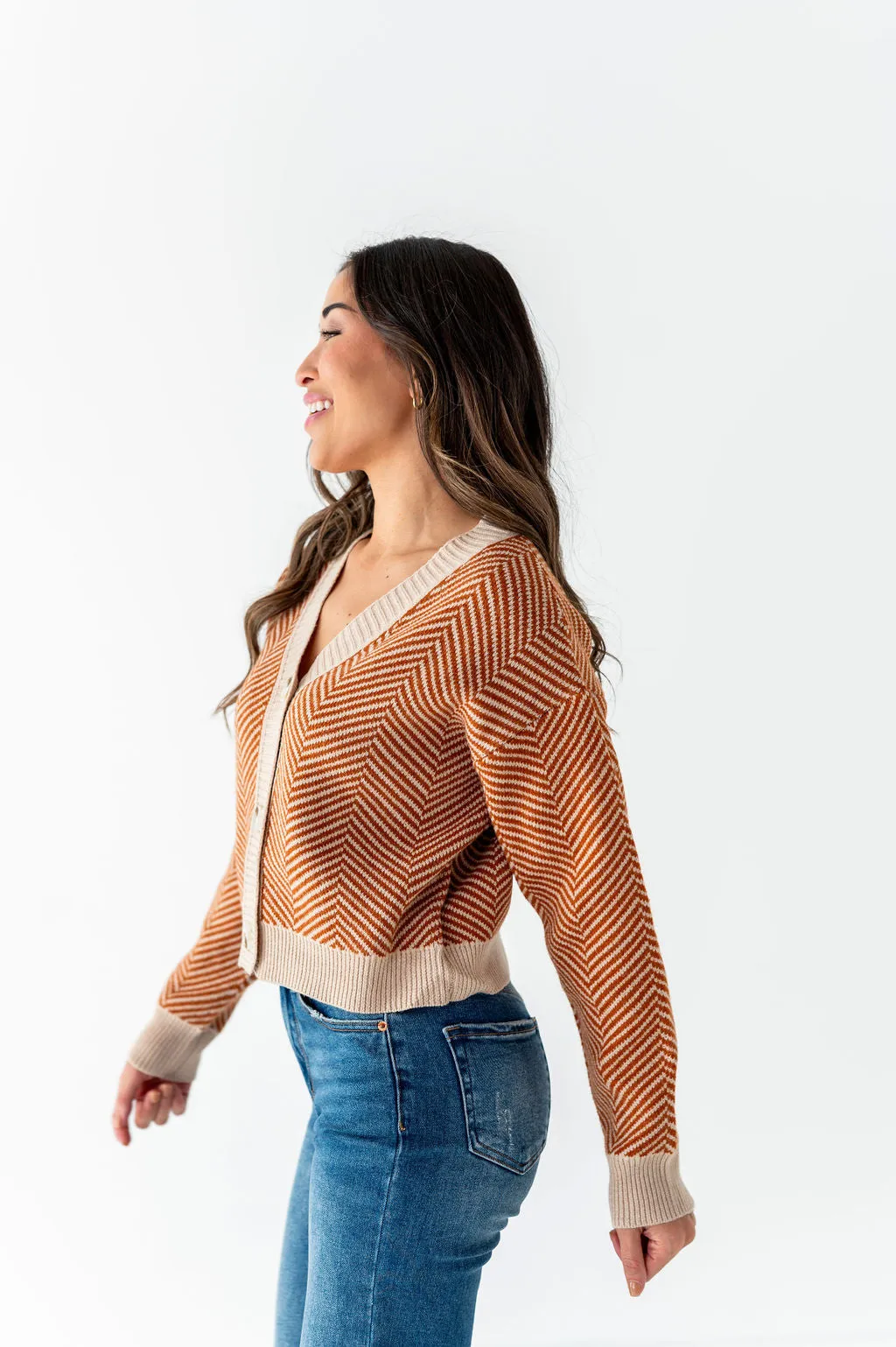 Ravi Cropped Cardigan in Rust