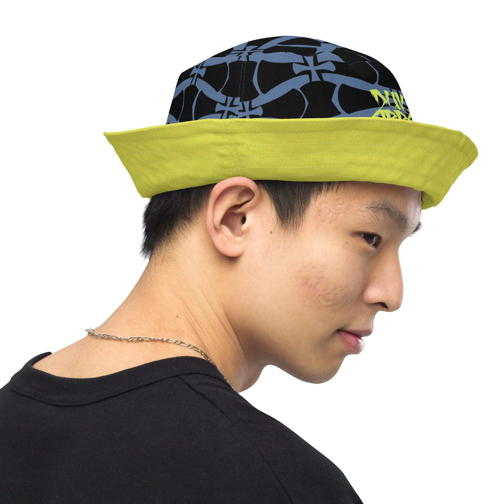 Reversible bucket hat-Allover Crusader Cross Print