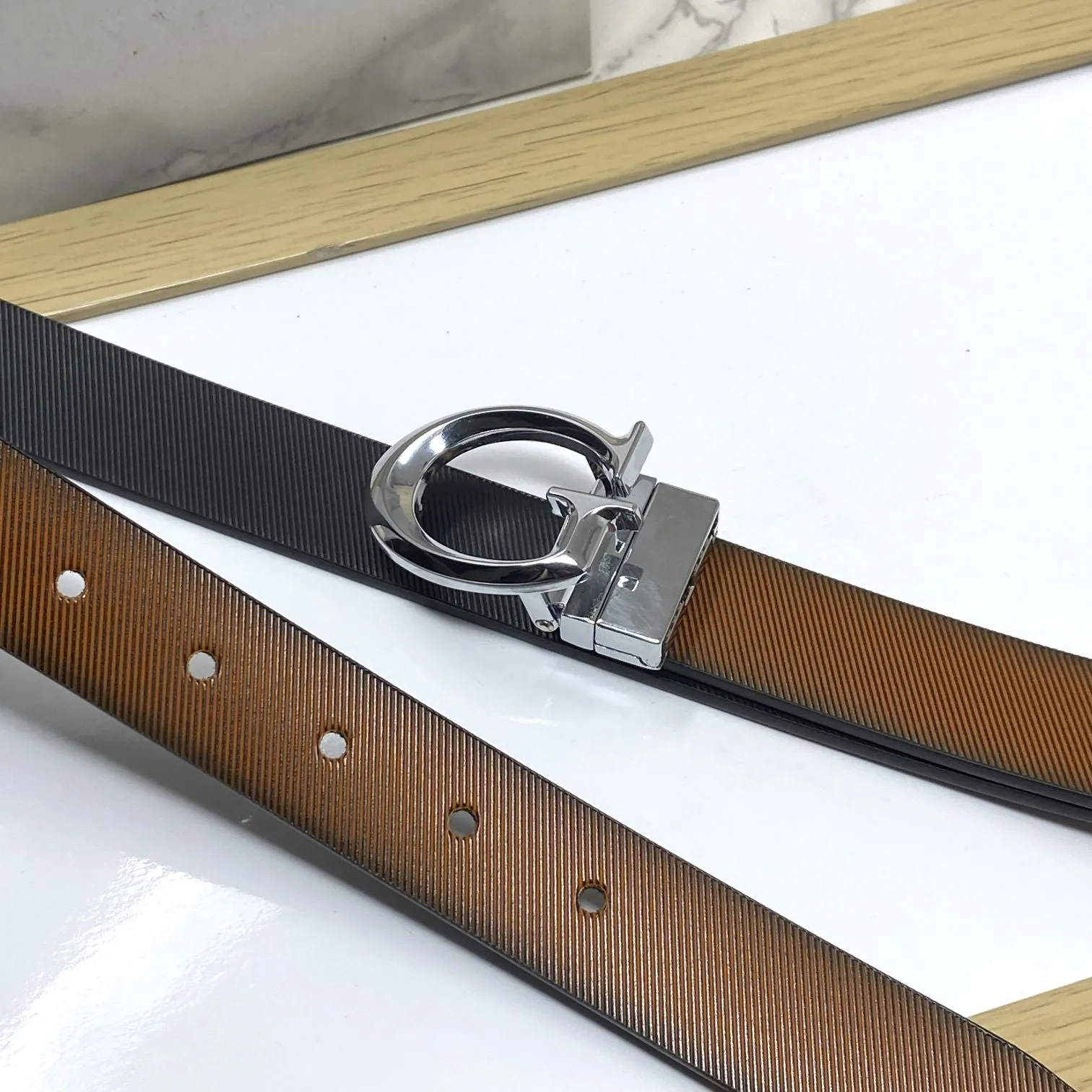 Small G Letter Reversible Strap Belt For Men-JonasParamount