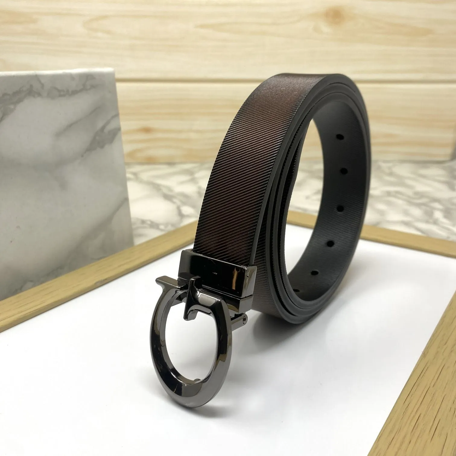 Small G Letter Reversible Strap Belt For Men-JonasParamount